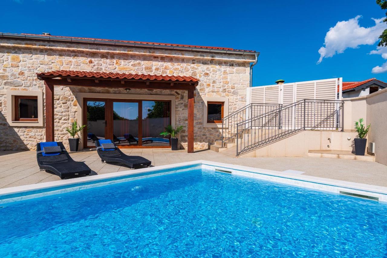 Stone Villa Miandri Sukošan Exterior foto